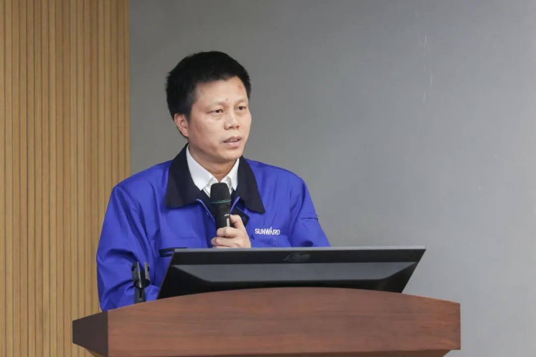 2021中国（长沙）国际工程机械设计大赛暨“设计之星”评选活动恒峰g22智能组“立异设计事情营”开营啦！