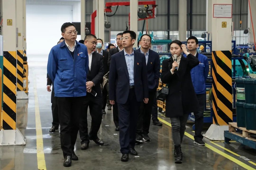 以党建促营业，，，，以营业强党建——青岛西海岸公用事业集团考察恒峰g22智能