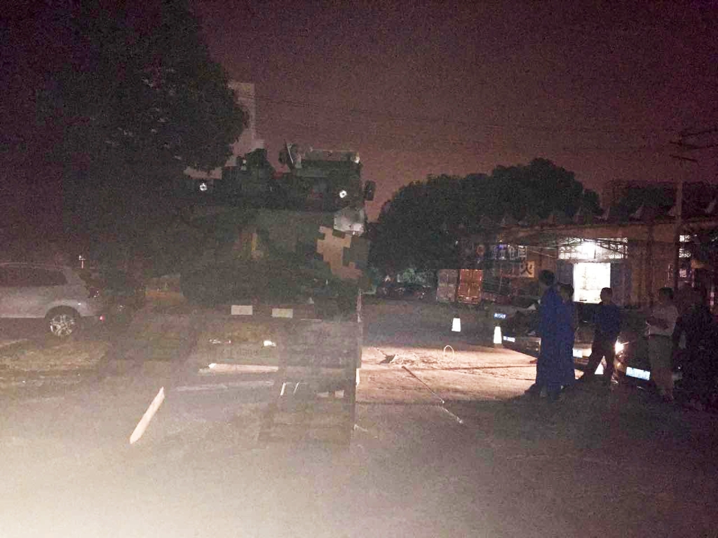 恒峰g22智能SW2105工程车顺遂交付步队