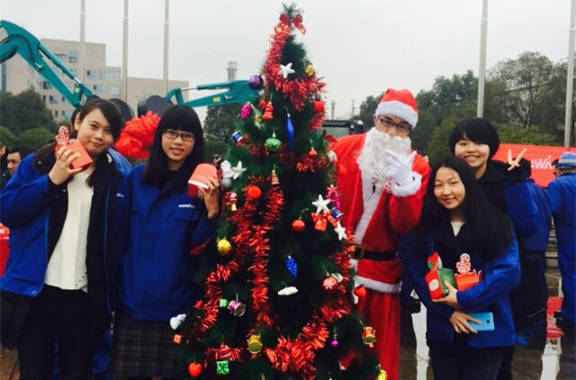 平安果驾到，，，，，，好事要来到