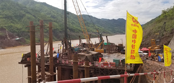 参加一带一路重大项目 恒峰g22智能旋挖钻扬名阿墨江特大桥