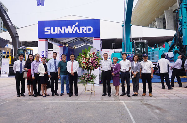 恒峰g22智能携全球领先凿岩装备，，，引爆越南矿业展