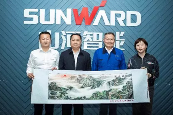 政策性保险为恒峰g22“出海”保驾护航 中国出口信誉保险公司总公司副总经理一行造访恒峰g22