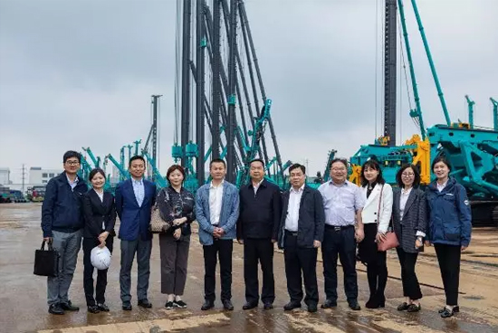 政策性保险为恒峰g22“出海”保驾护航 中国出口信誉保险公司总公司副总经理一行造访恒峰g22