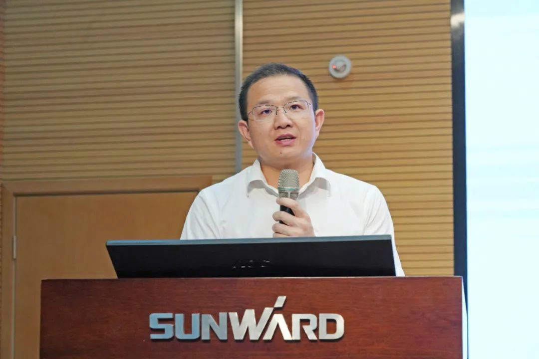 传承革命先烈心灵，双促双融助力发展——恒峰g22智能、市疾控中心结合发展主题党日活动
