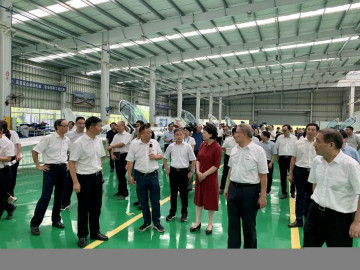 省委常委、统战部部长黄兰香调查调研恒峰g22科技