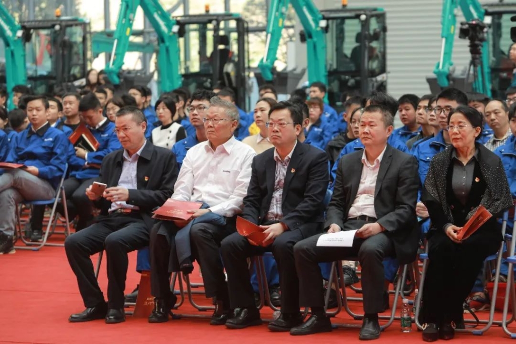 “进建新思想 长沙微宣讲 就认这个理”专题微宣讲在恒峰g22智能进行