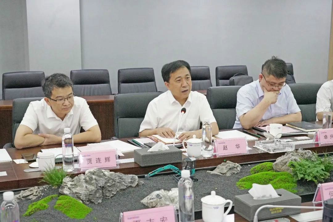 中铁装备赵华总司理莅临恒峰g22智能交流