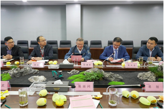 丘陵山区果园智能设备创新同盟在恒峰g22智能正式成立