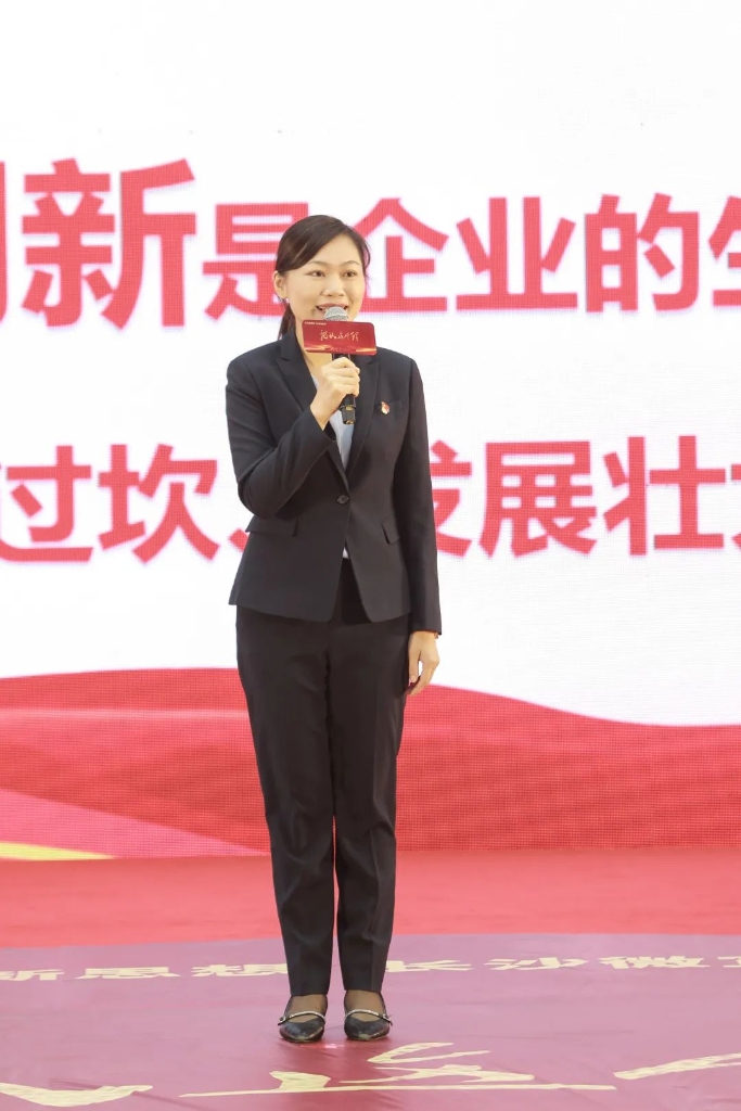 “进建新思想 长沙微宣讲 就认这个理”专题微宣讲在恒峰g22智能进行
