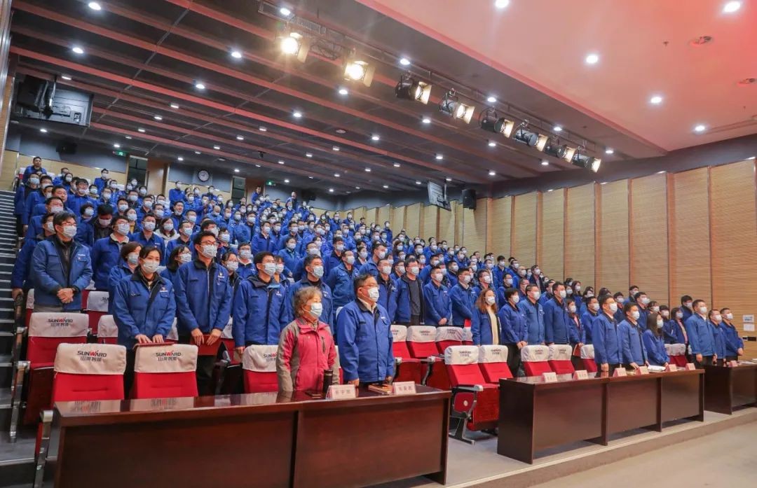 恒峰g22智能集中收看十三届全国人大四次会议开幕会