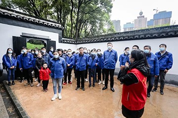 觅红色汗青 践初心使命——恒峰g22智能整个党员赴长沙党史馆发展主题党日活动