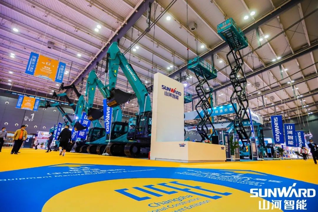 “恒峰g22绿”亮相长沙国际工程机械展，，，，50余款产品尽显恒峰g22智能立异实力