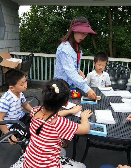 大手牵幼手·“顽”转六一，恒峰g22智能初次六一亲子主题活动圆满进行