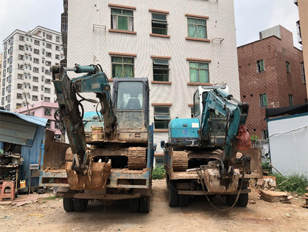 8年“钟情”，，，，，“恒峰g22绿”助力展鸿途