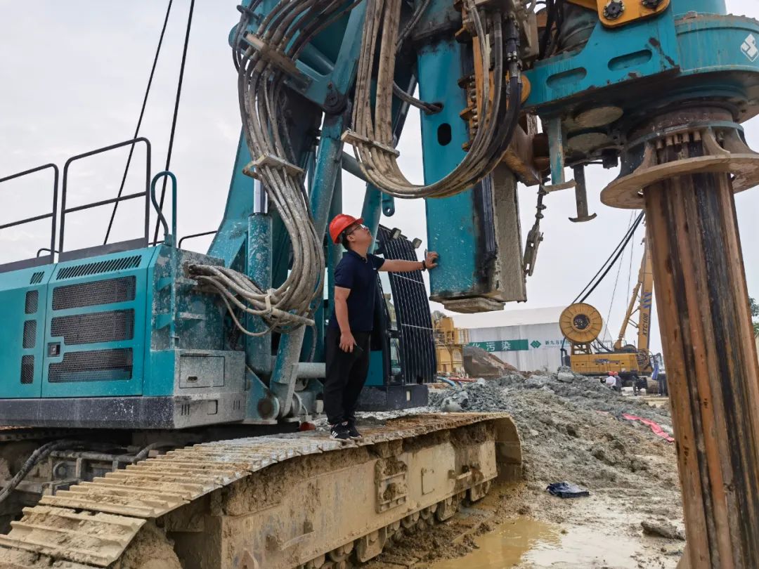 知心折务路，，，，关爱湘楚行！2021年恒峰g22智能全球效劳万里在湖南