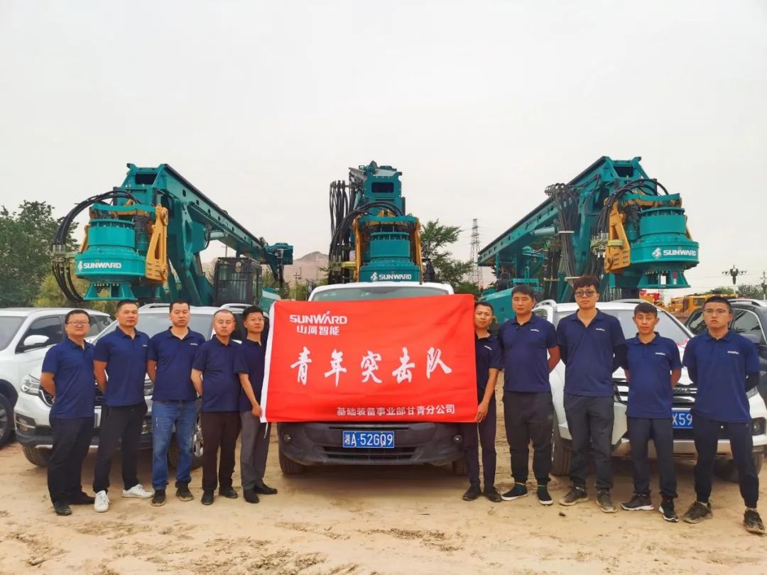 茫茫大西北，，，，，浓浓恒峰g22情！恒峰g22智能全球效劳万里行走进西北