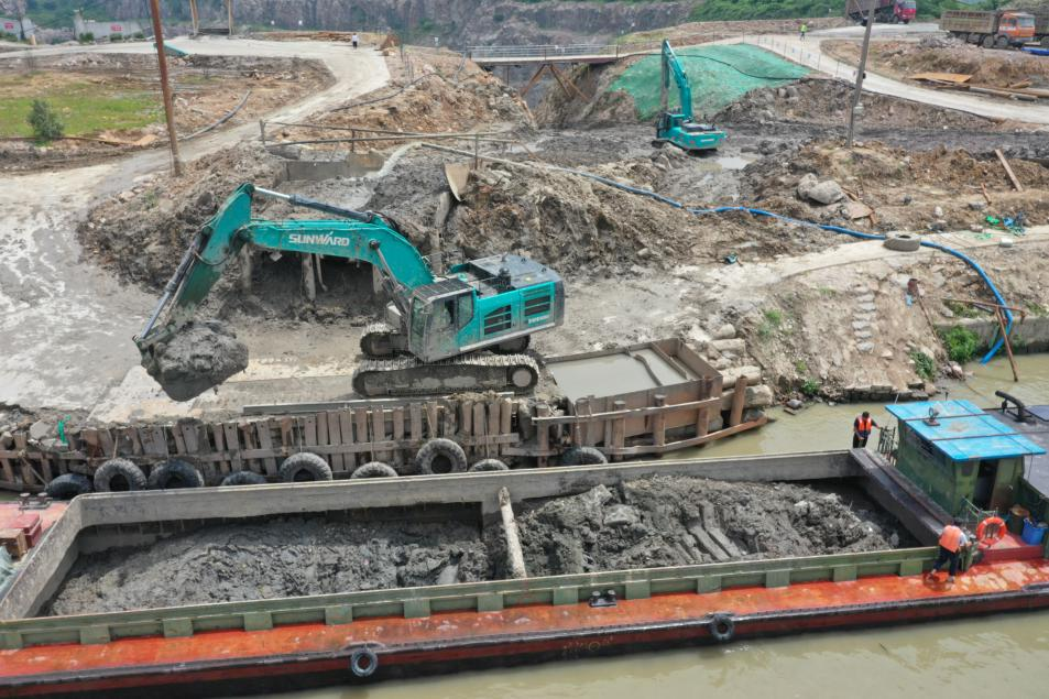 初心源地，，，，恒峰g22智能挖掘机实力大显 | 百年风华筑漂亮恒峰g22（1）