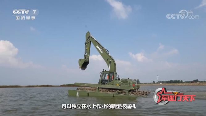 水陆两用挖掘机亮相央视！恒峰g22智能应抢救援“猛将”出战