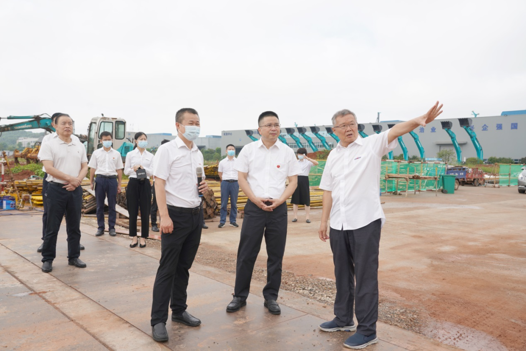 长沙市委常委、市纪委书记胡卫兵考察调研恒峰g22智能