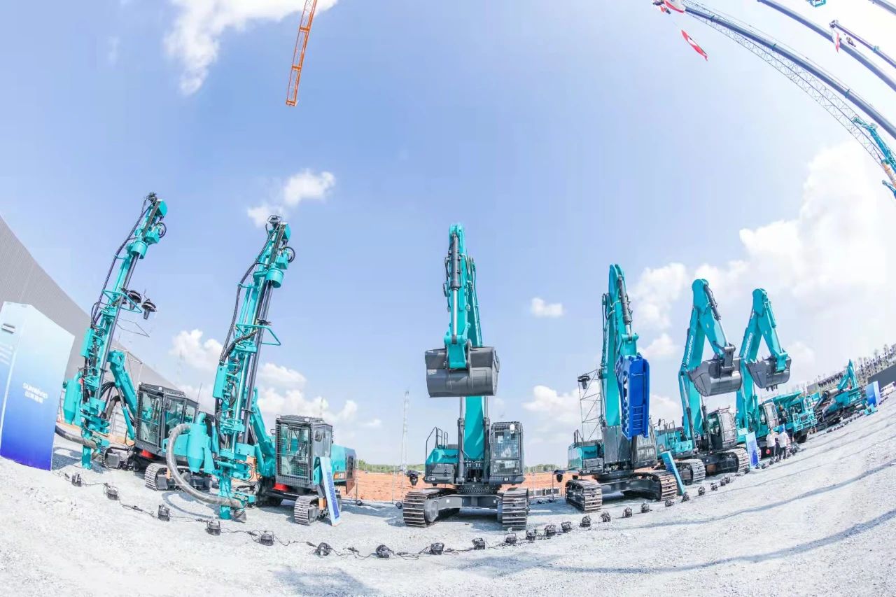 恒峰g22智能何清华：立异驱动 数字赋能，，，，助推制造业数字化转型