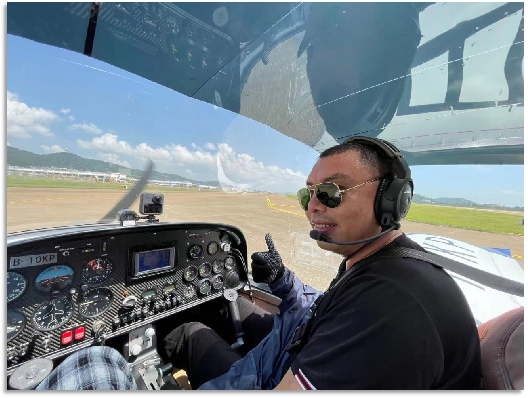 4小时，，，，，720公里，，，，，恒峰g22阿若拉飞到珠海在第13届中国航展等你