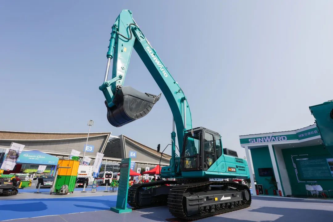 亮相中非经贸展览会！恒峰g22智能尽展工程机械国产品牌魅力