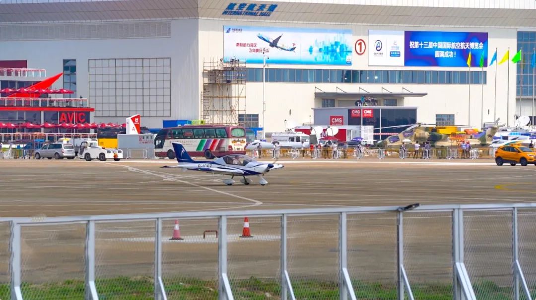 高光时刻！珠海航展唯一举行航行演出的轻型运动飞机来啦