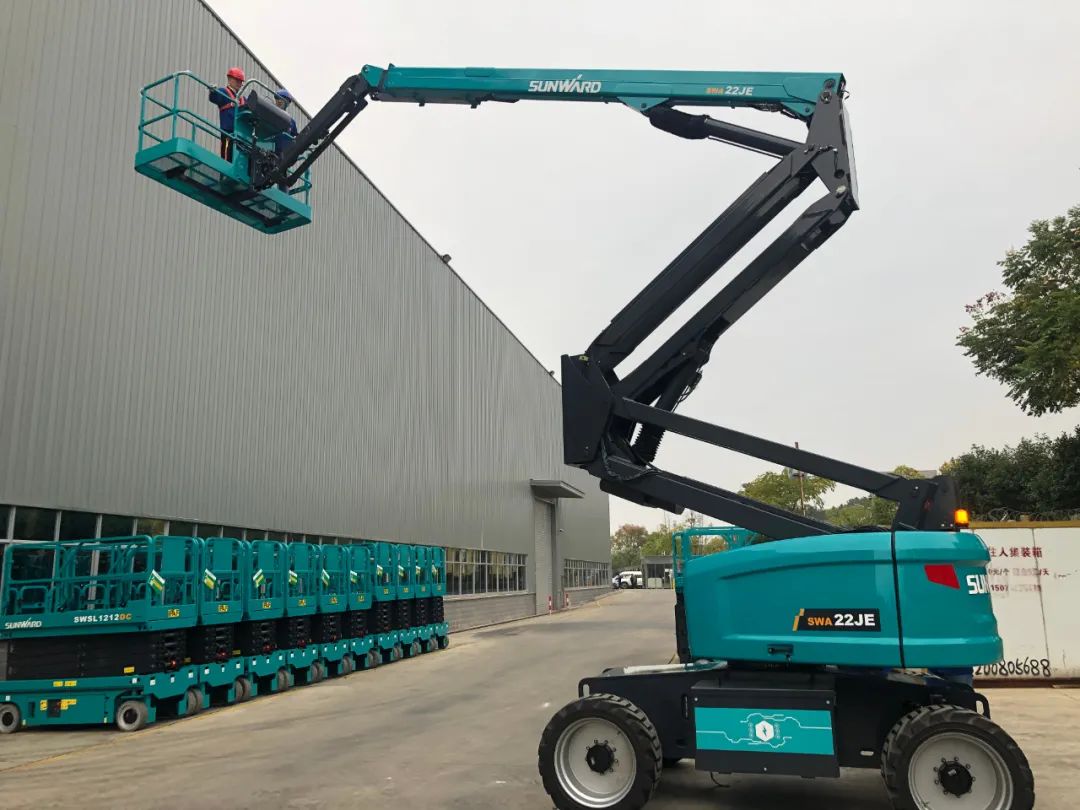 同级别作业高度最高！恒峰g22智能首款自主研发电动臂式高空作业平台下线