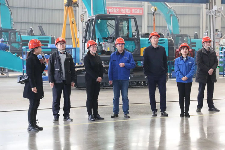 中国上市公司协会党委委员、副秘书长刘翠兰一行调研恒峰g22智能