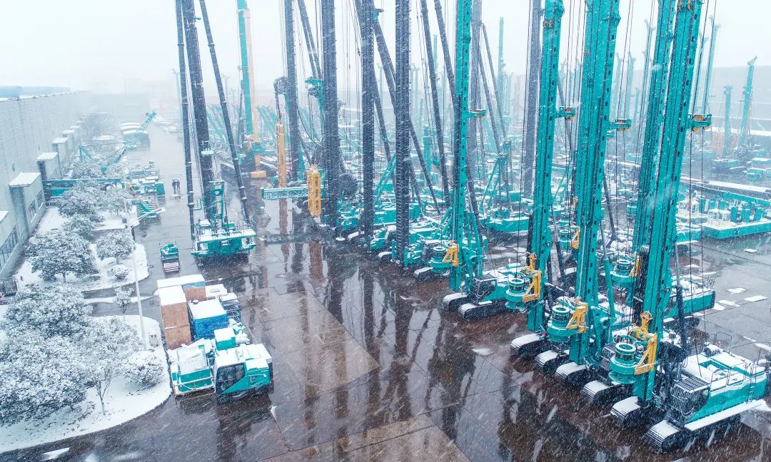 瑞雪兆有年，，，，邀您共赏雪中恒峰g22！