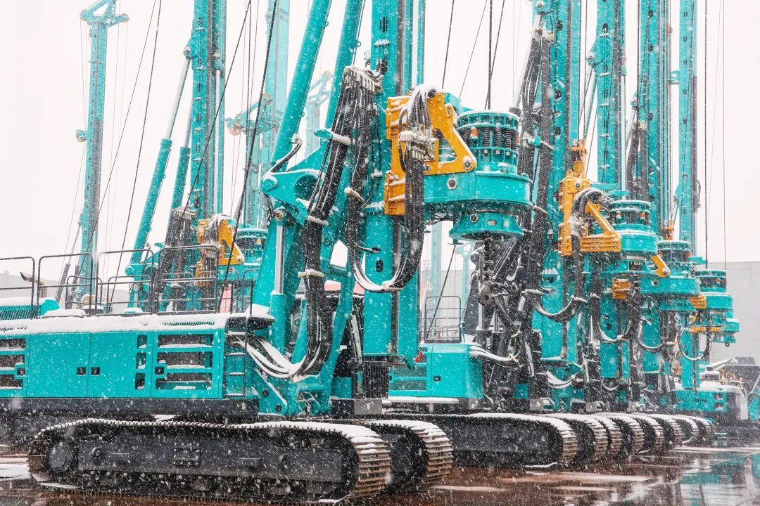 瑞雪兆有年，，，，邀您共赏雪中恒峰g22！