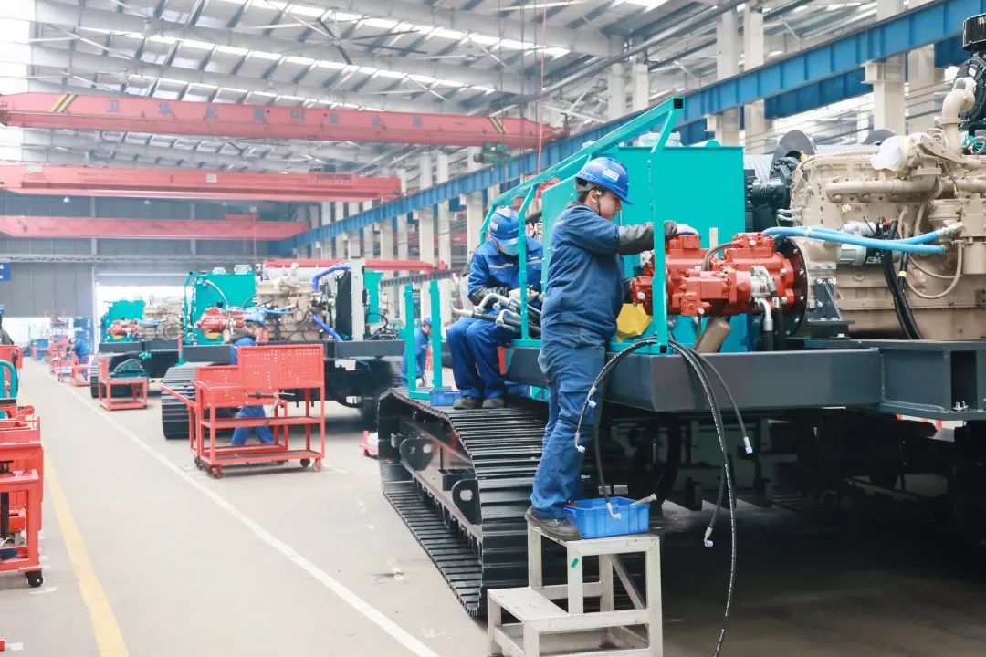 向着冲耀眼标全力以赴！恒峰g22智能正式开工