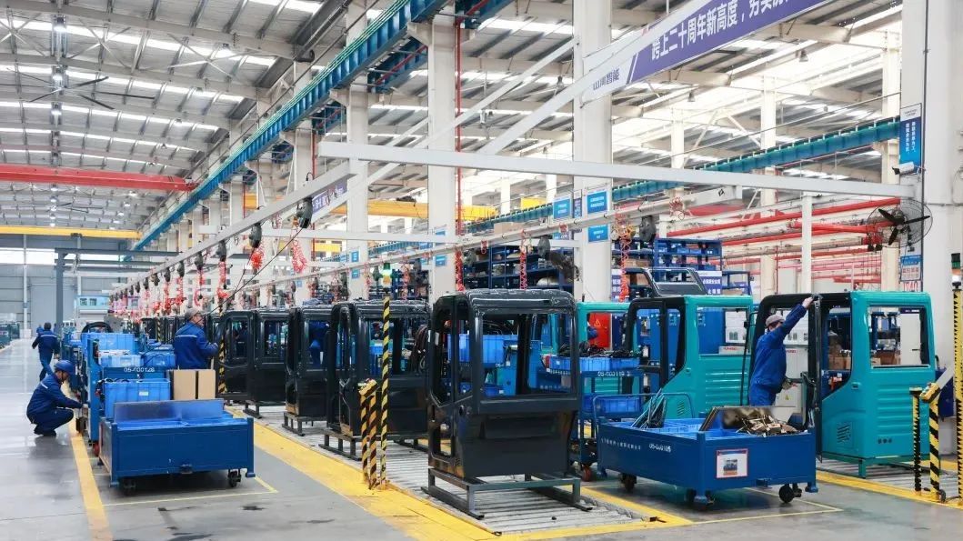 向着冲耀眼标全力以赴！恒峰g22智能正式开工