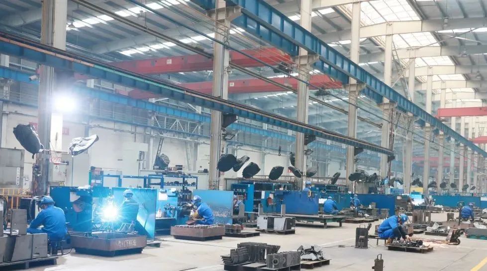 向着冲耀眼标全力以赴！恒峰g22智能正式开工