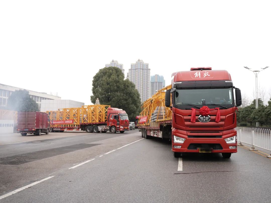 “虎”力全开！恒峰g22江麓开门红发货仪式盛大举行