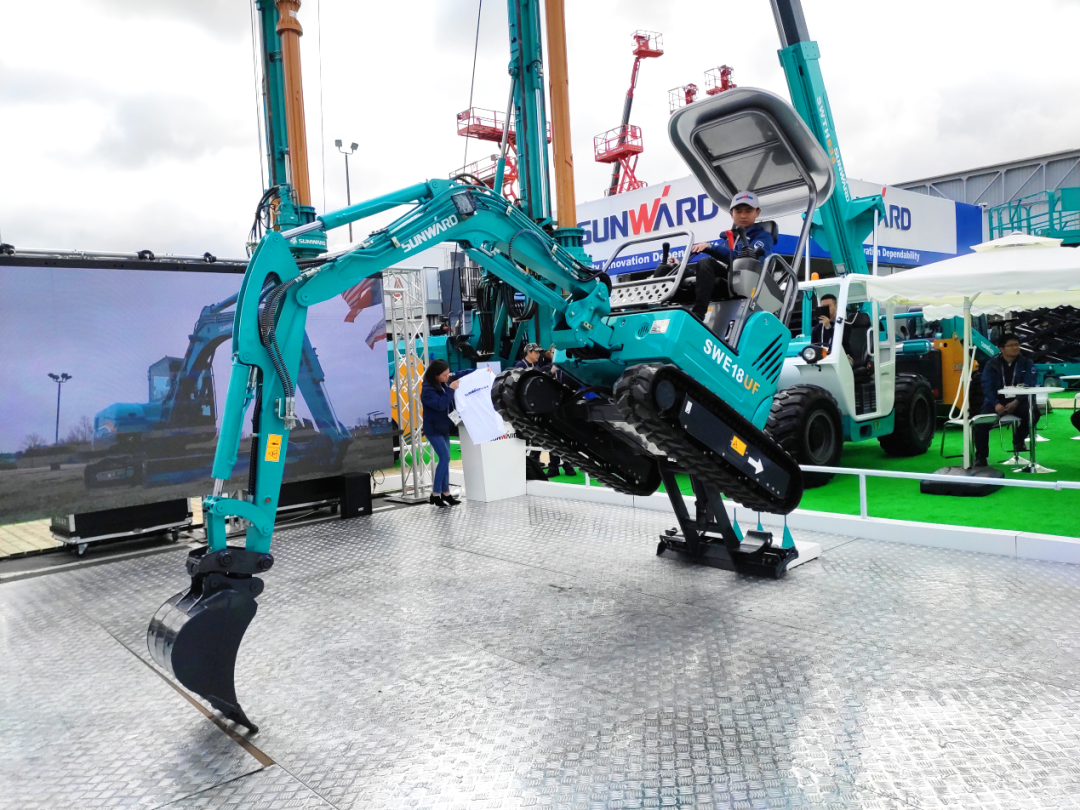 恒峰g22匠心 | 闻“机”起舞，，，，手艺“添”威