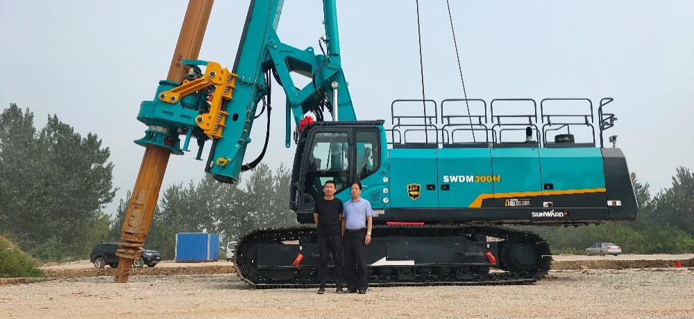 创富故事 | 入行25载，，，，，阅尽旋挖钻机，，，，，最终认准恒峰g22智能！