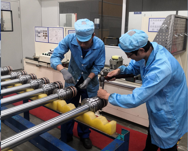 恒峰g22工匠 | “浪波”不言苦，，，甘为“人梯”承大重