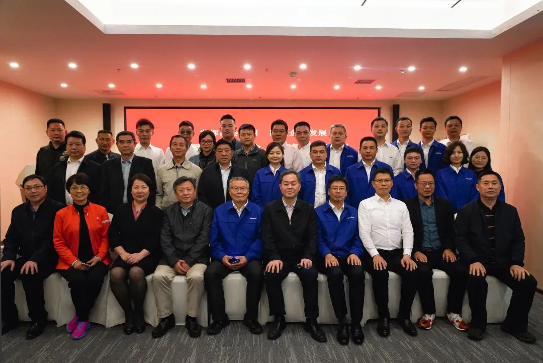 抱团出海，，，携手共赢！何清华带队赴湖南异地商会联合会造访交流