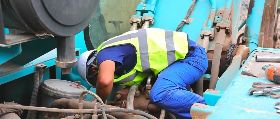 3650天、3000余条工单……90后“张师傅”用十年轻春诠释恒峰g22匠心