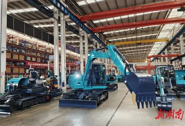 湖南日报 | 坚持立异驱动，，，恒峰g22智能助力打造国家主要先进制造业高地