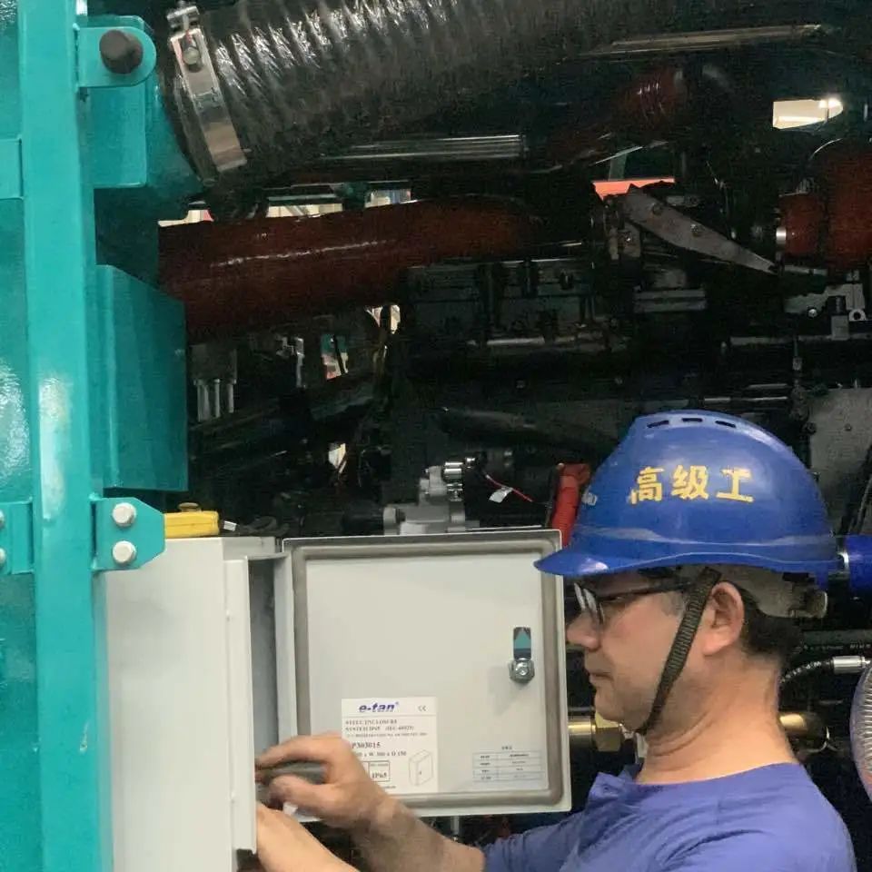 将斗争举行究竟！致敬恒峰g22劳动者