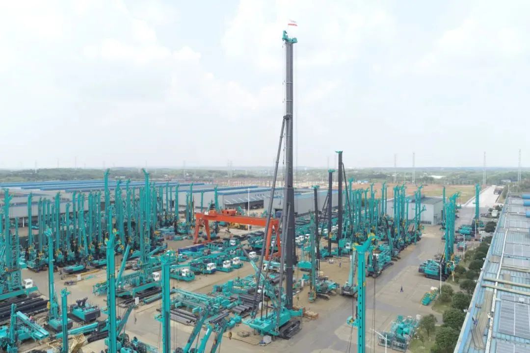 再获首单！恒峰g22智能成为湖南自贸试验区首单“融资租赁+工程机械装备出口”试点营业落地单位