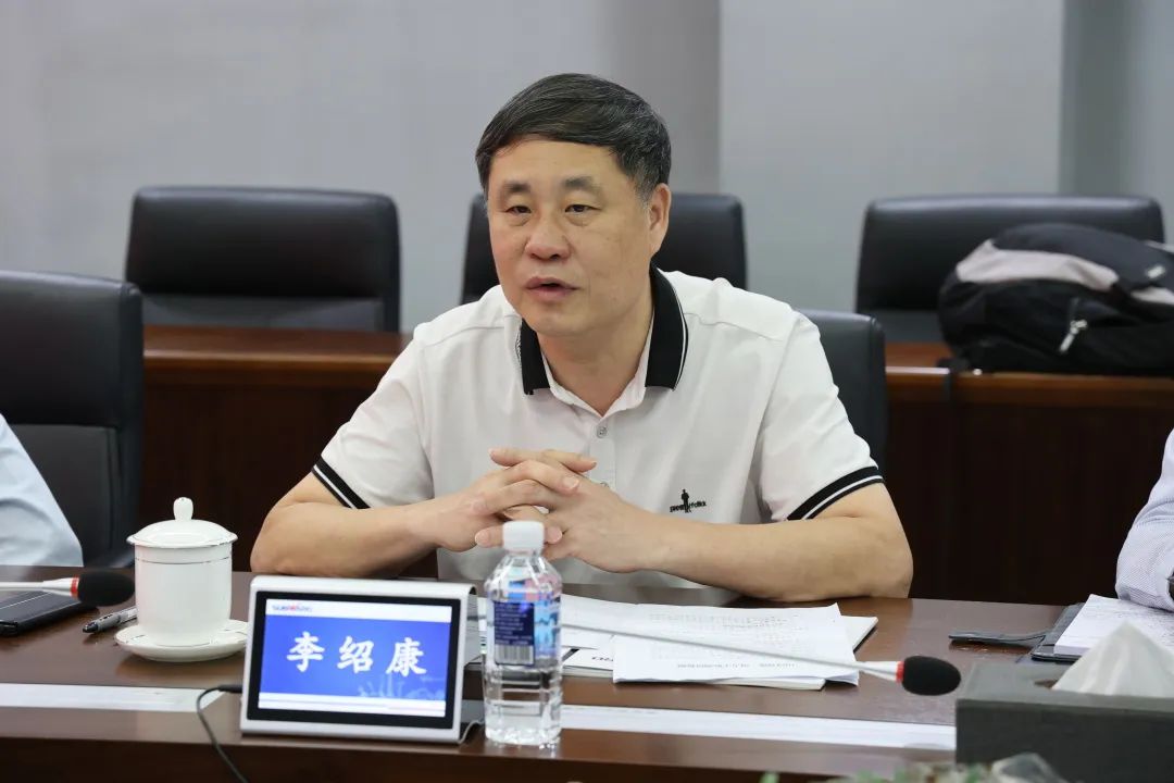 广州工控集团副总司理李绍康调研恒峰g22智能