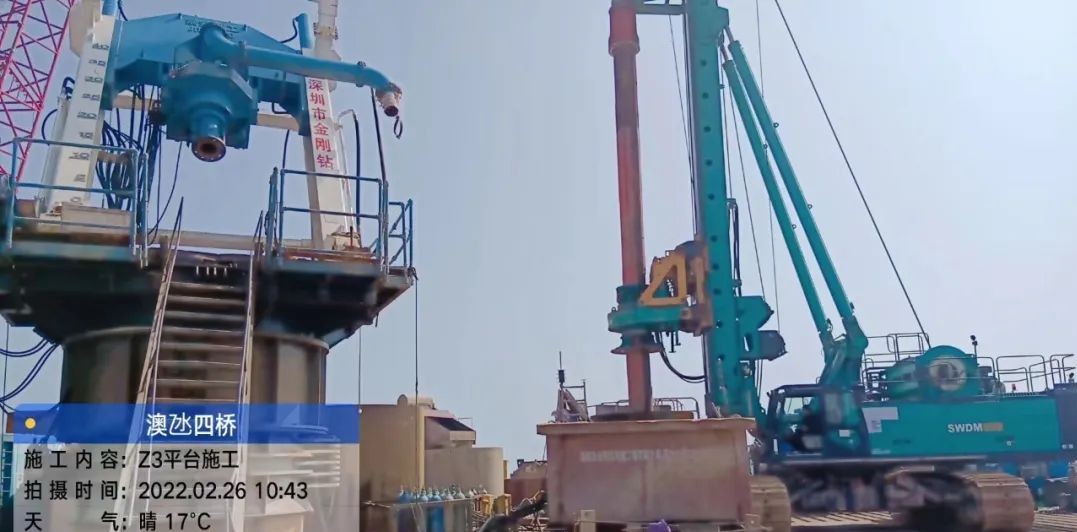 乘风破浪的旋挖钻机！恒峰g22智能助建澳氹第四跨海大桥