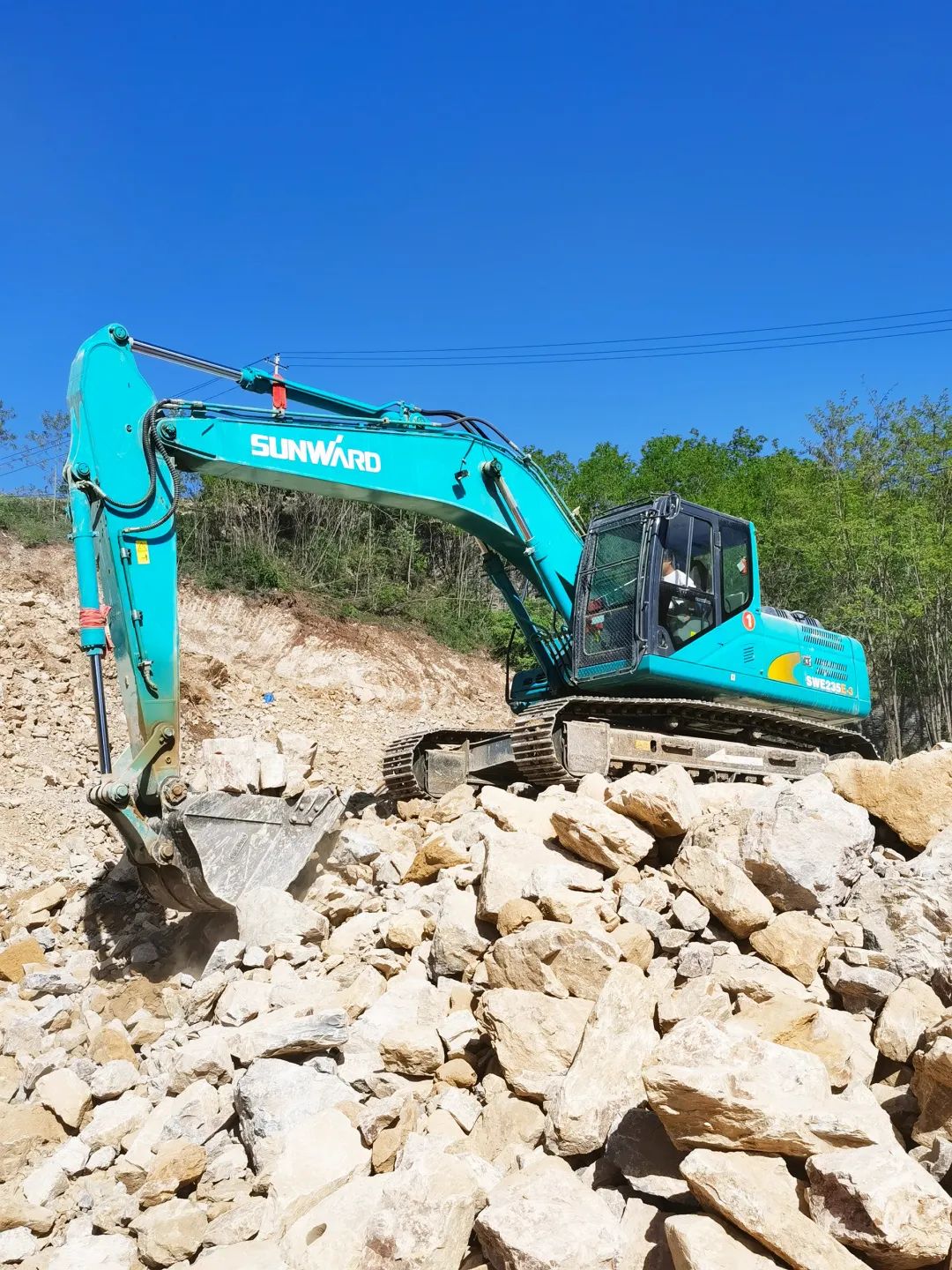 三员恒峰g22挖机“悍将”收服“铁粉”一枚，，，凭什么？？？？？