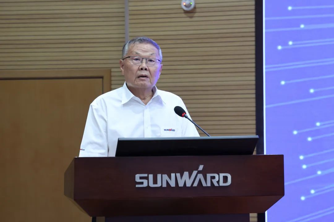 立异引领，，，，，智造未来！“2022院士专家长沙行”高端装备高质量生长钻研会盛大举行