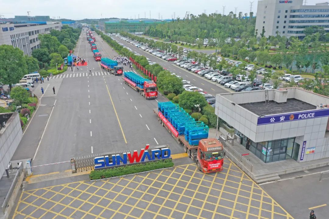 献礼二十大，，，，再攀新高地！恒峰g22智能高空机械装备再迎批量发货