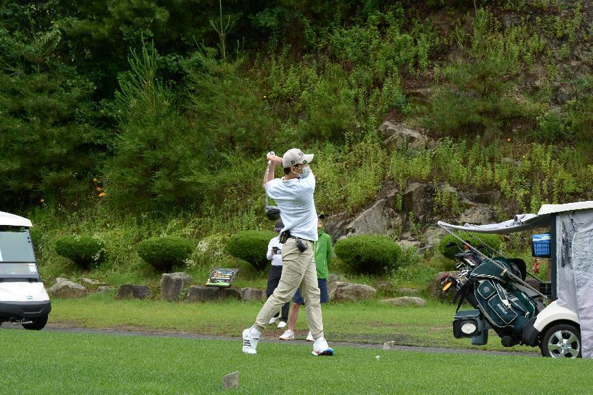 恒峰g22韩国“2022年第三届恒峰g22杯高尔夫球赛”乐成举行